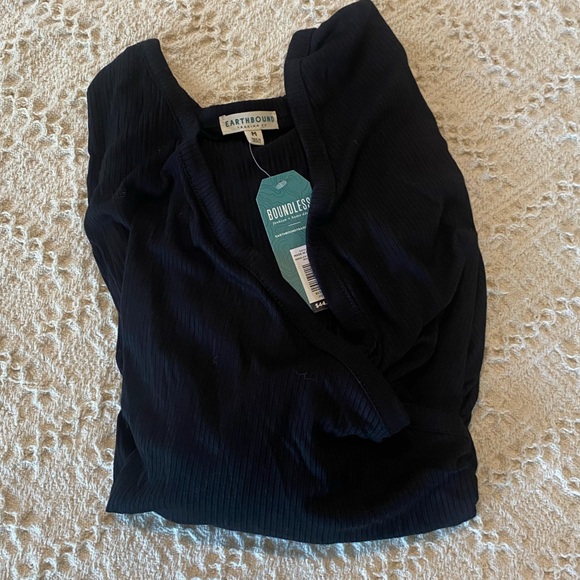 Flared sleeve ribbed dress. Black. Earthbound trading/NWT. Medium. - Picture 8 of 11